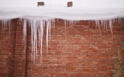 How Ice and Snow Impacts Your Roof