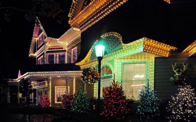 Christmas Light Tips That Are Roof-Friendly